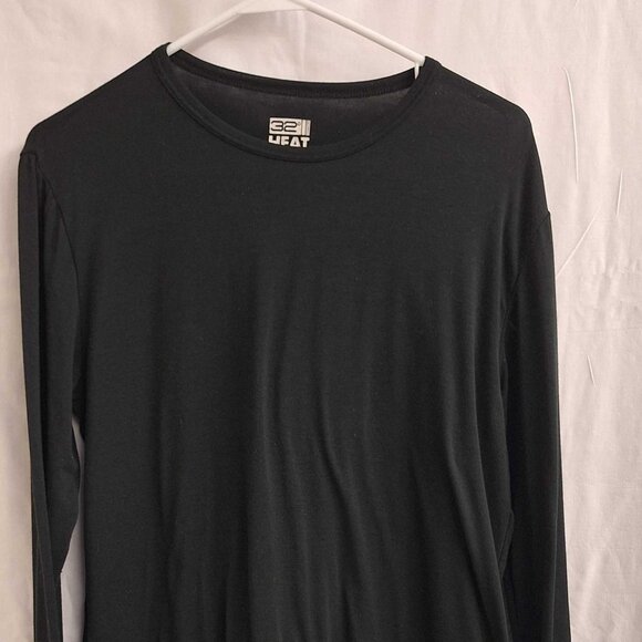 32 Degrees Heat Men’s Black Base Layer Shirt Size M Lightweight Warm - Picture 1 of 3
